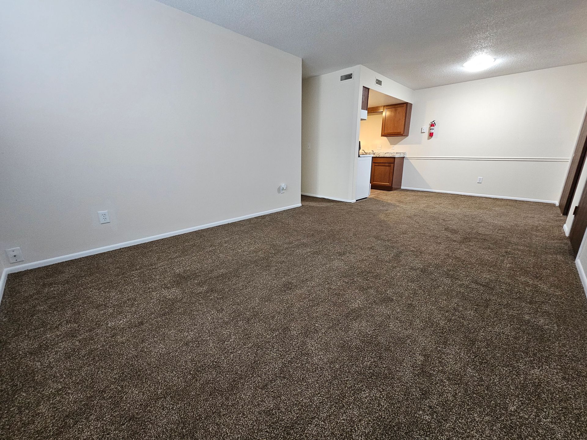 Remodeled 1 bedroom in Washington Local