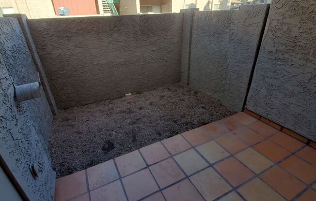 2 beds, 2 baths, $1,350