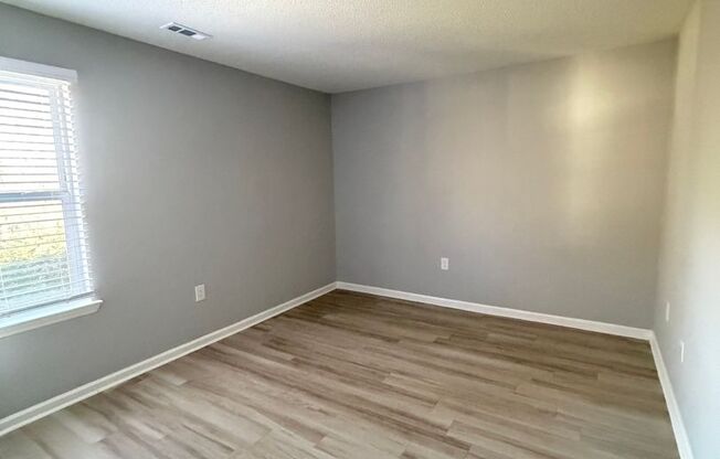 3 beds, 2 baths, 1,070 sqft, $1,495, Unit 2330F