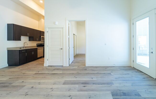 1 bed, 1 bath, 584 sqft, $1,499, Unit 1103