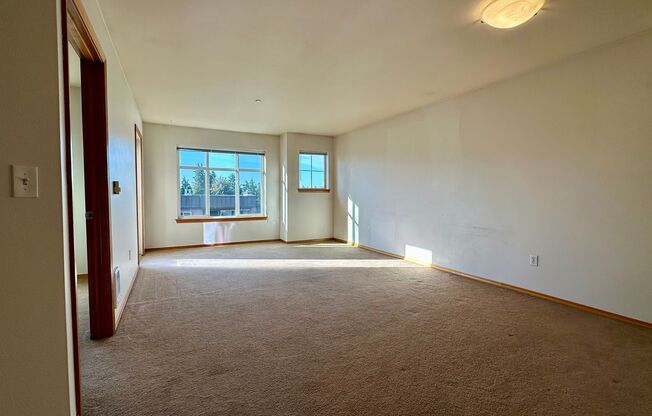 1 bed, 1 bath, 696 sqft, $1,850, Unit 303