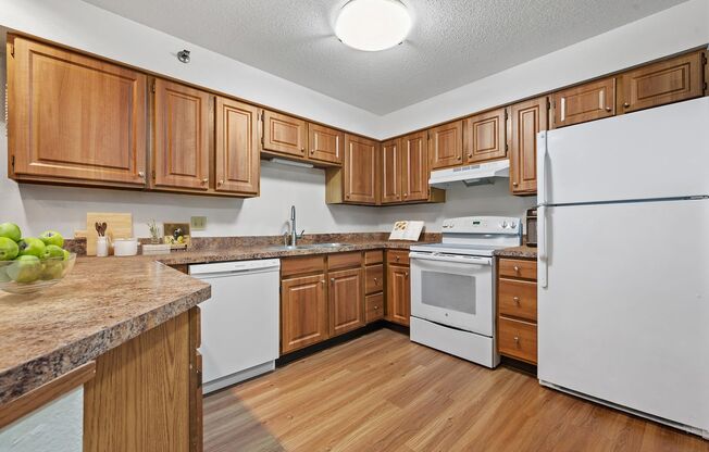 2 beds, 2 baths, 1,250 sqft, $1,765, Unit 202