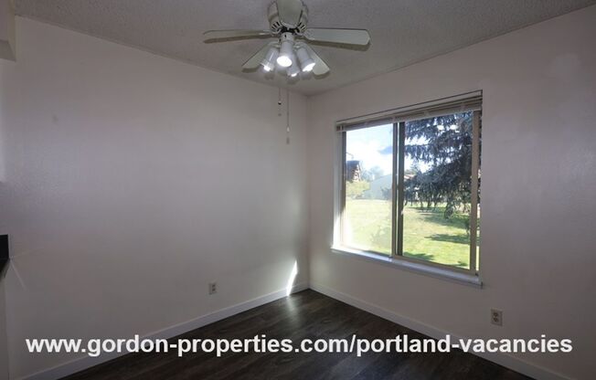 2 beds, 1 bath, $1,395