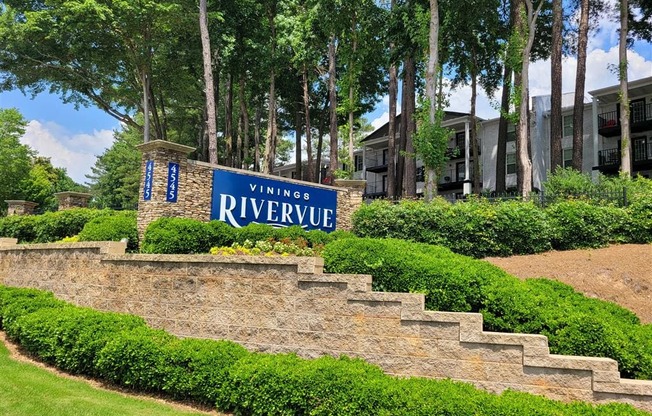 Monument Signage at Vinings RiverVue, Atlanta