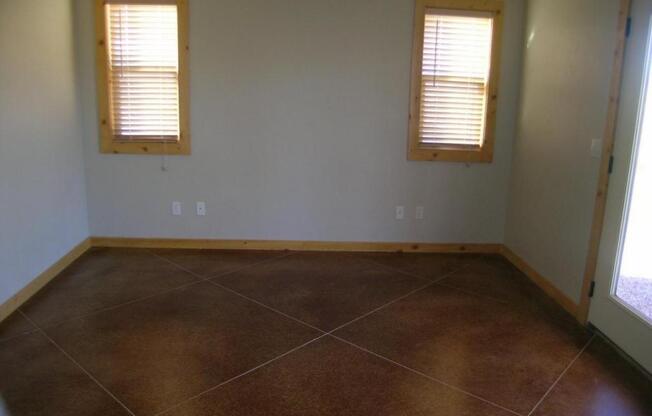 3 beds, 2 baths, $1,725