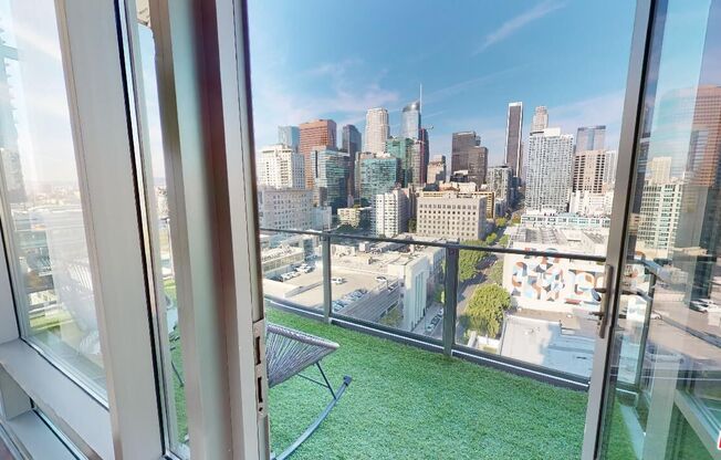 2 beds, 3 baths, 1,660 sqft, $6,000, Unit 1616