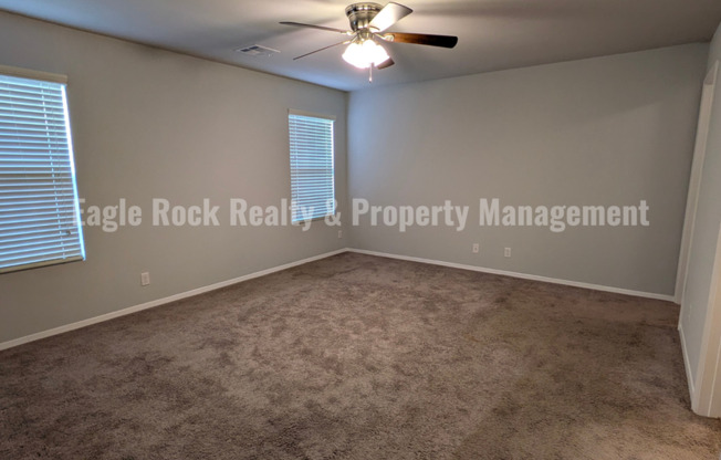 3 beds, 2 baths, $1,700