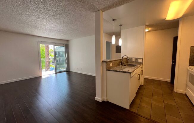 1 bed, 1 bath, 550 sqft, $2,495, Unit 206