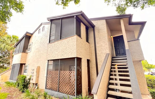 Unlock Your Perfect Winter Park Retreat: Freshly Upgraded 2-Bedroom Condo Just Steps from Full Sail! WASHER & DRYER INCLUDED!