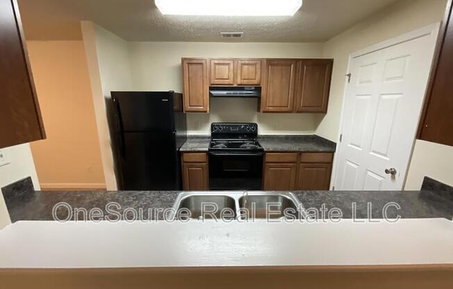 1202 FAIRINGTON CLUB DR