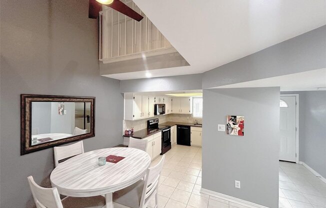5005 GEORGI LN