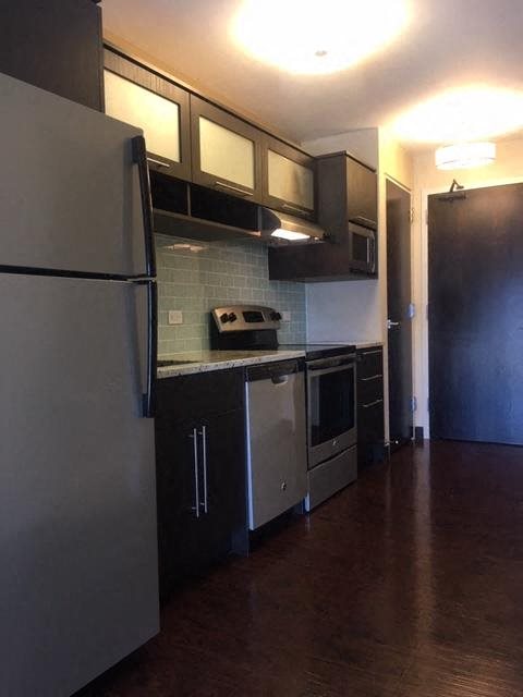 Studio, 1 bath, 755 sqft, $1,099