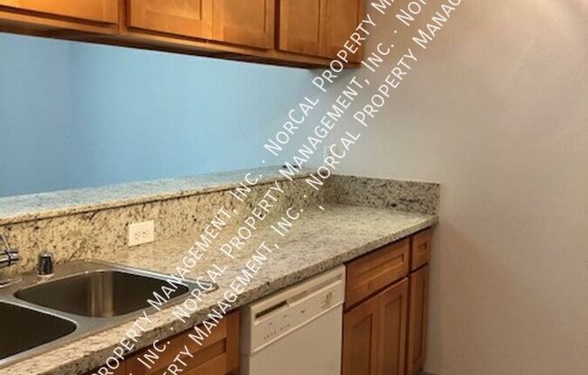 1269 POPLAR AVE UNIT# 302