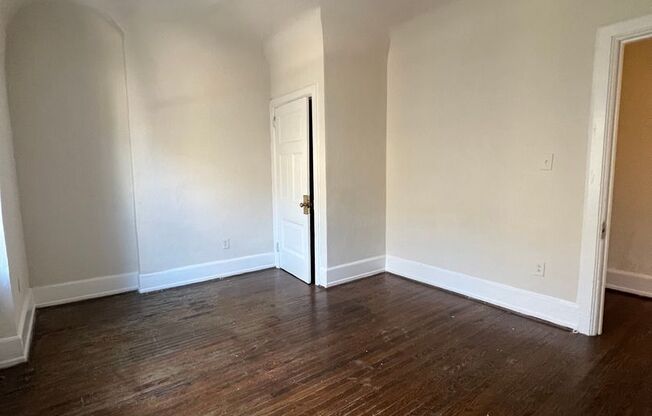 1 bed, 1 bath, 428 sqft, $1,095, Unit 3315-3R