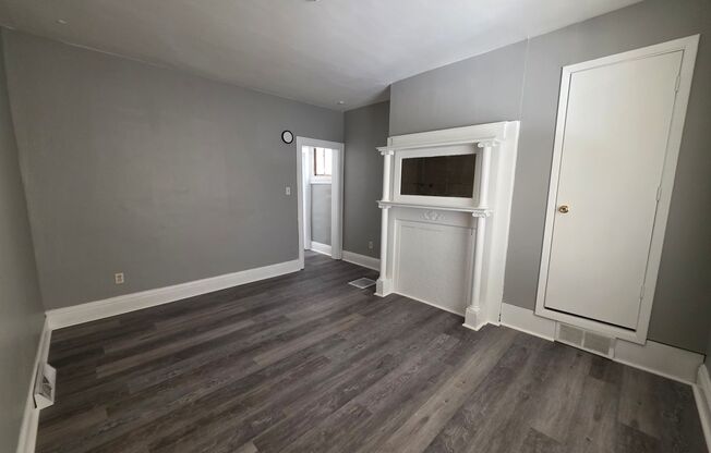 Spacious 1 bedroom 1 bathroom apartment for rent!