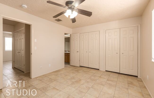 2 beds, 1.5 baths, $1,400