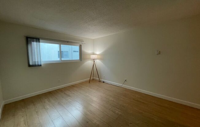 2 beds, 2 baths, 950 sqft, $2,650, Unit 12