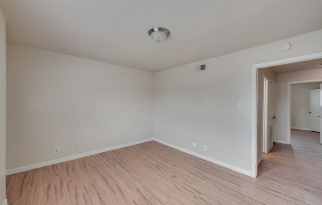 2 beds, 1.5 baths, 1,054 sqft, $1,159, Unit 1501