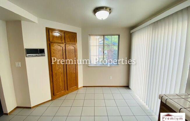 3 beds, 2.5 baths, $3,775