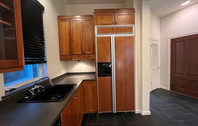 1 bed, 1 bath, $1,800