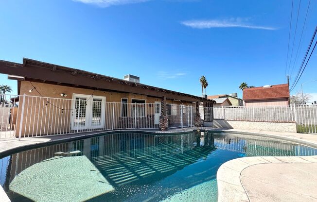 6446 Meadow Lark Lane, Las Vegas, NV 89103