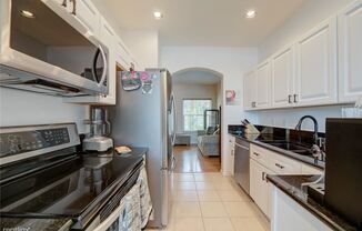 1640 W Golfview Dr # 101