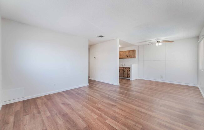 2 beds, 1 bath, $1,000