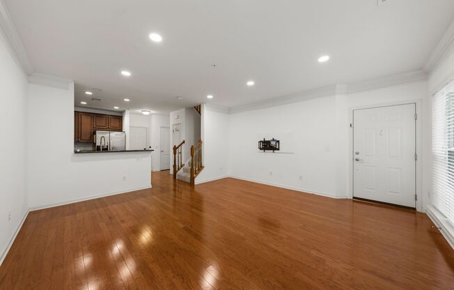 Available September 20! Spacious 3-bedroom, 2.5-bath residence with an attached one-car garage in the gated Potomac Club community.