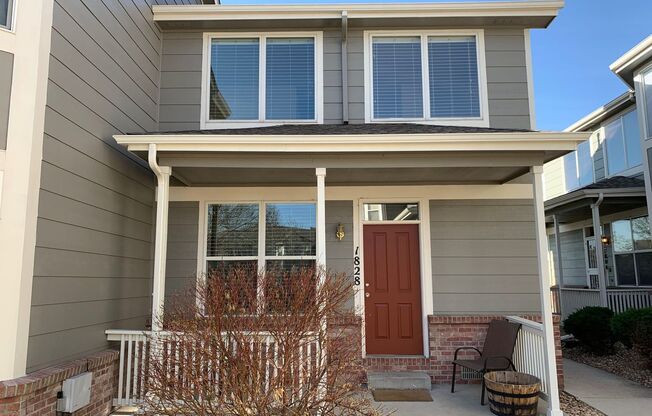 LOCATION LOCATION!!  Bright and open townhouse located near Sloan's Lake