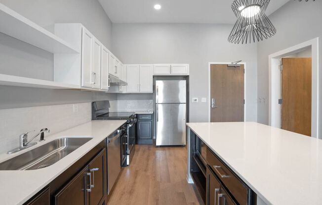 1 bed, 1 bath, 665 sqft, $1,250, Unit 1323