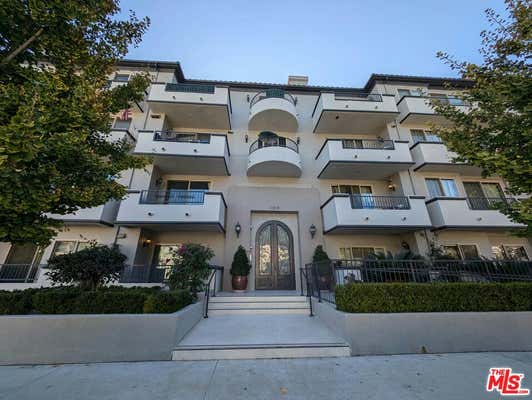 3 beds, 3 baths, 1,630 sqft, $3,800, Unit 306