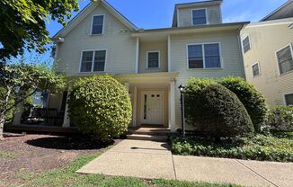 Summerview Square