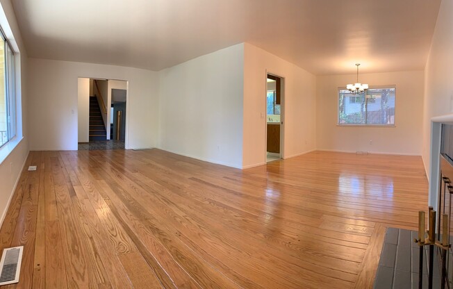 Four Bedroom in Crown Village