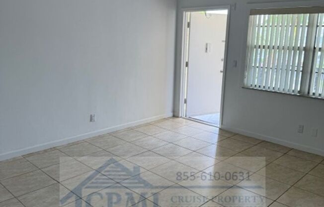 Studio, 1 bath, 444 sqft, $1,475, Unit 208