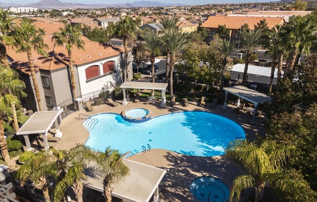 1 bed, 1 bath, $1,600, Unit Building 1 - second floor