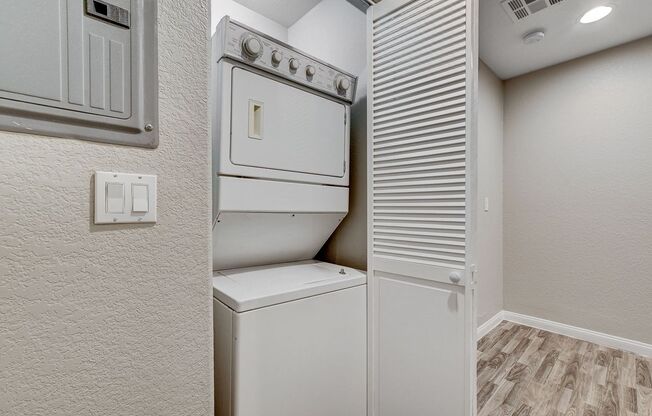3 beds, 2 baths, 1,144 sqft, $1,955.5, Unit 452 Hunter Dr Unit 1