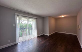 2 beds, 1 bath, 850 sqft, $1,295, Unit G50