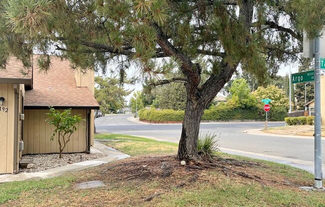 8192-8194 Talbot Way