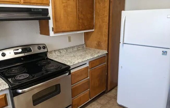 2 beds, 1 bath, 800 sqft, $1,695, Unit #3