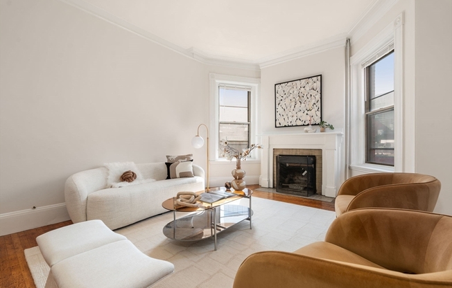 320 Commonwealth Ave.