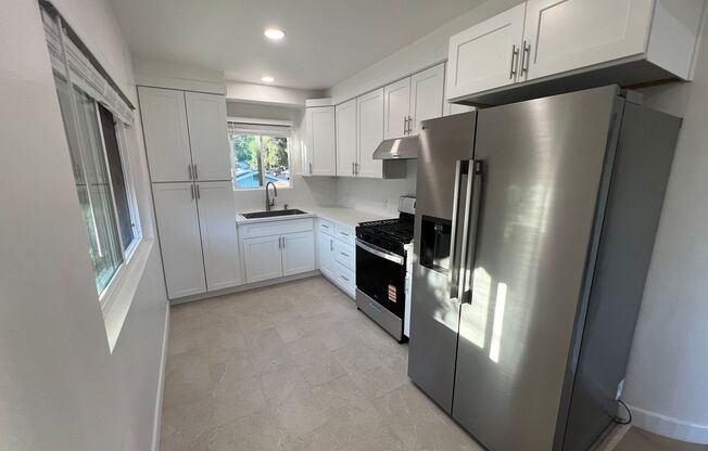 LA CRESCENTA APT
