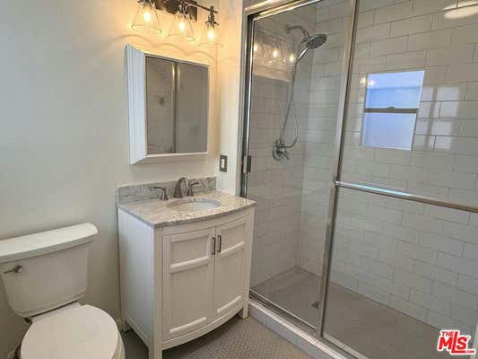 1 bed, 1 bath, 500 sqft, $2,500, Unit B