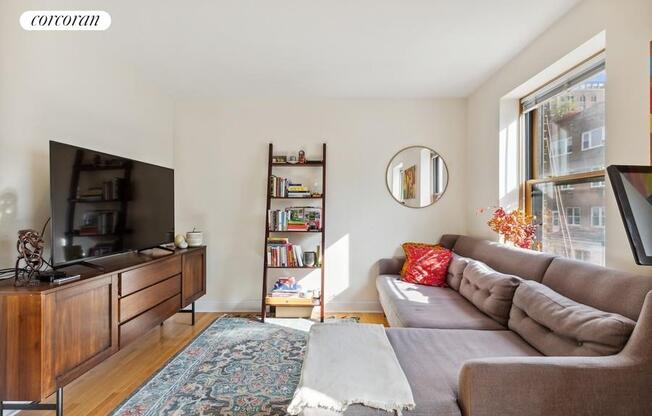 161 Columbia Heights 5F