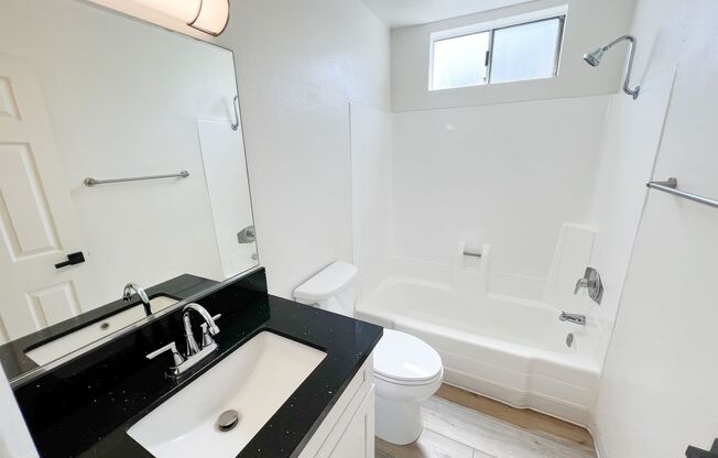 2 beds, 1 bath, 750 sqft, $2,495, Unit 0212