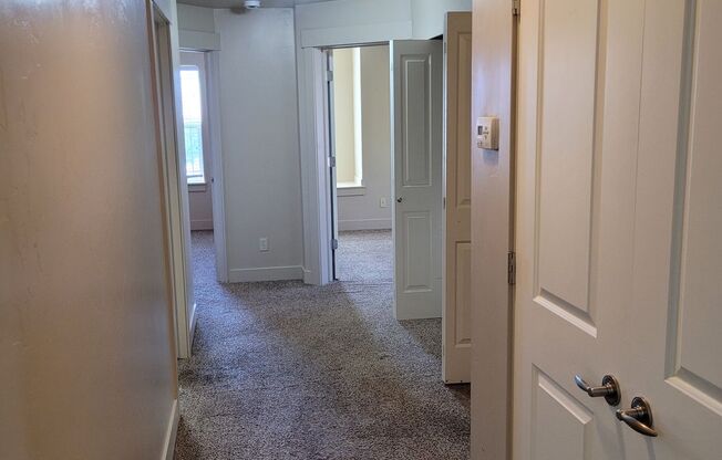 Ranch Landing Condo - Half off 1st month's rent!!