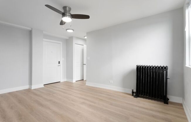 2 beds, 1 bath, 430 sqft, $2,175, Unit 6G