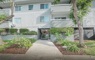 4406 Cahuenga Blvd.