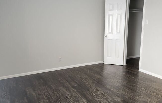 2 beds, 1 bath, 873 sqft, $1,120, Unit 01-0116