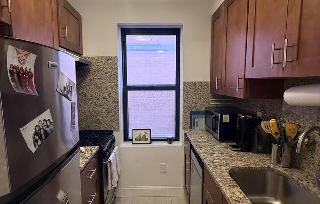 1 bed, 1 bath, $4,200, Unit 6G