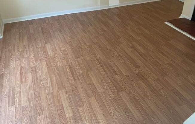 2 beds, 1.5 baths, 980 sqft, $1,755, Unit 2680 Gatewood Cir